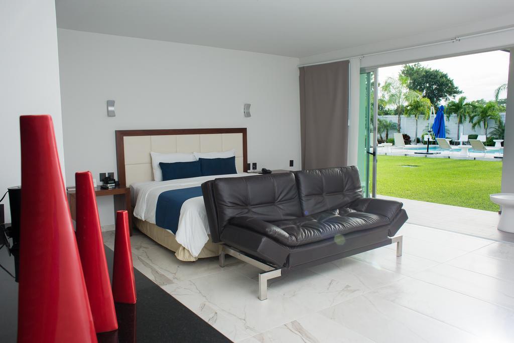Hotel Aqua Spa & Resort Martinez de la Torre Bagian luar foto