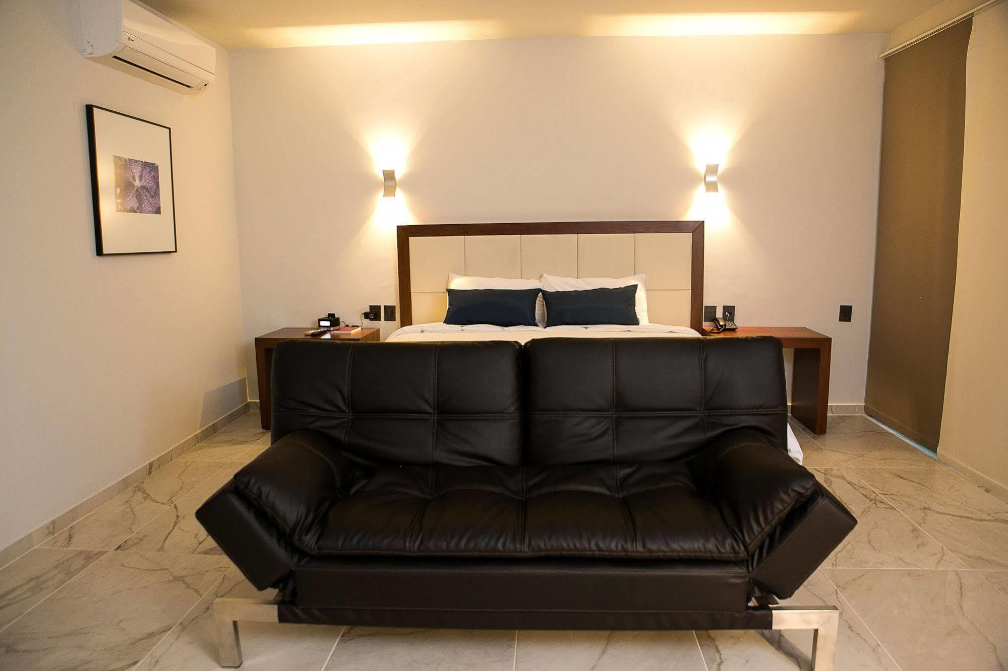 Hotel Aqua Spa & Resort Martinez de la Torre Bagian luar foto