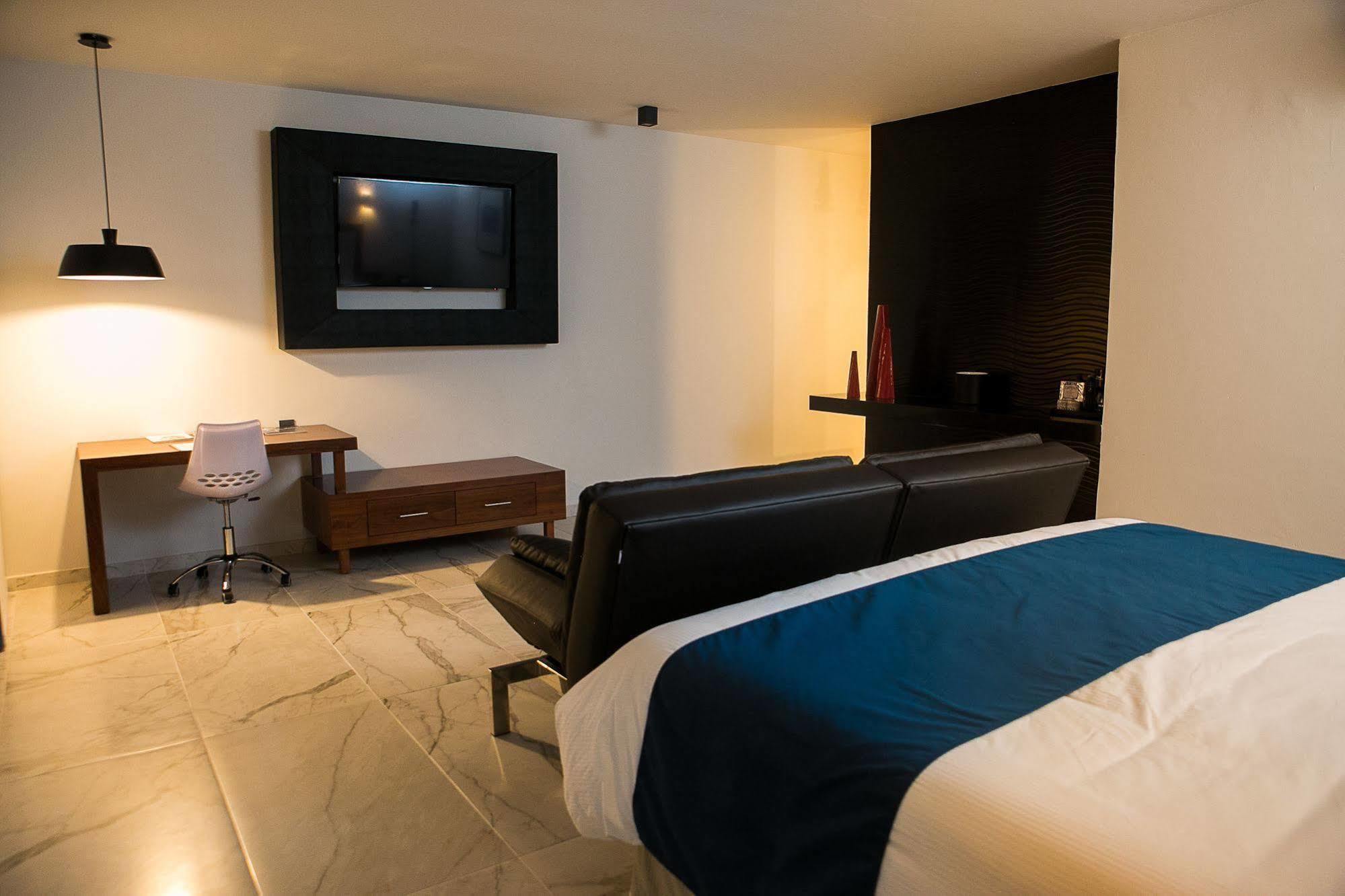 Hotel Aqua Spa & Resort Martinez de la Torre Bagian luar foto